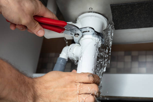 Best Emergency water damage restoration  in Amelia, OH